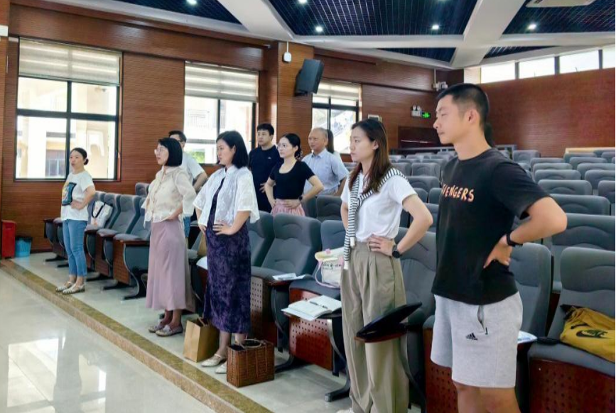 梨园雅韵传薪火，国粹华光耀鹏城美育一件事丨梨园雅韵传薪火，国粹华光耀鹏城,深圳优德88官网网站
